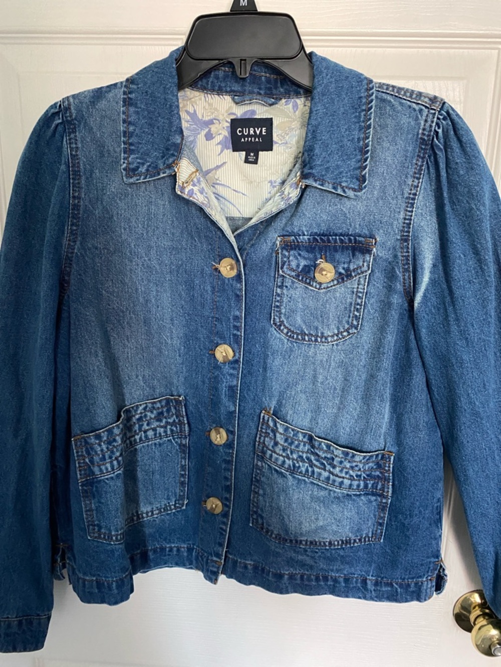 Curve Appeal Women's Medium Wash Denim Jacket